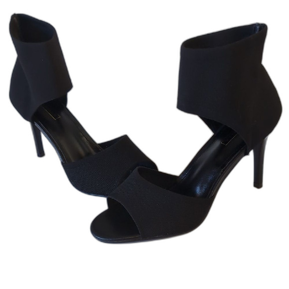 NWOT Newbella Black Stiletto Heels with Stretchy Ankle Cuff - Picture 6 of 9